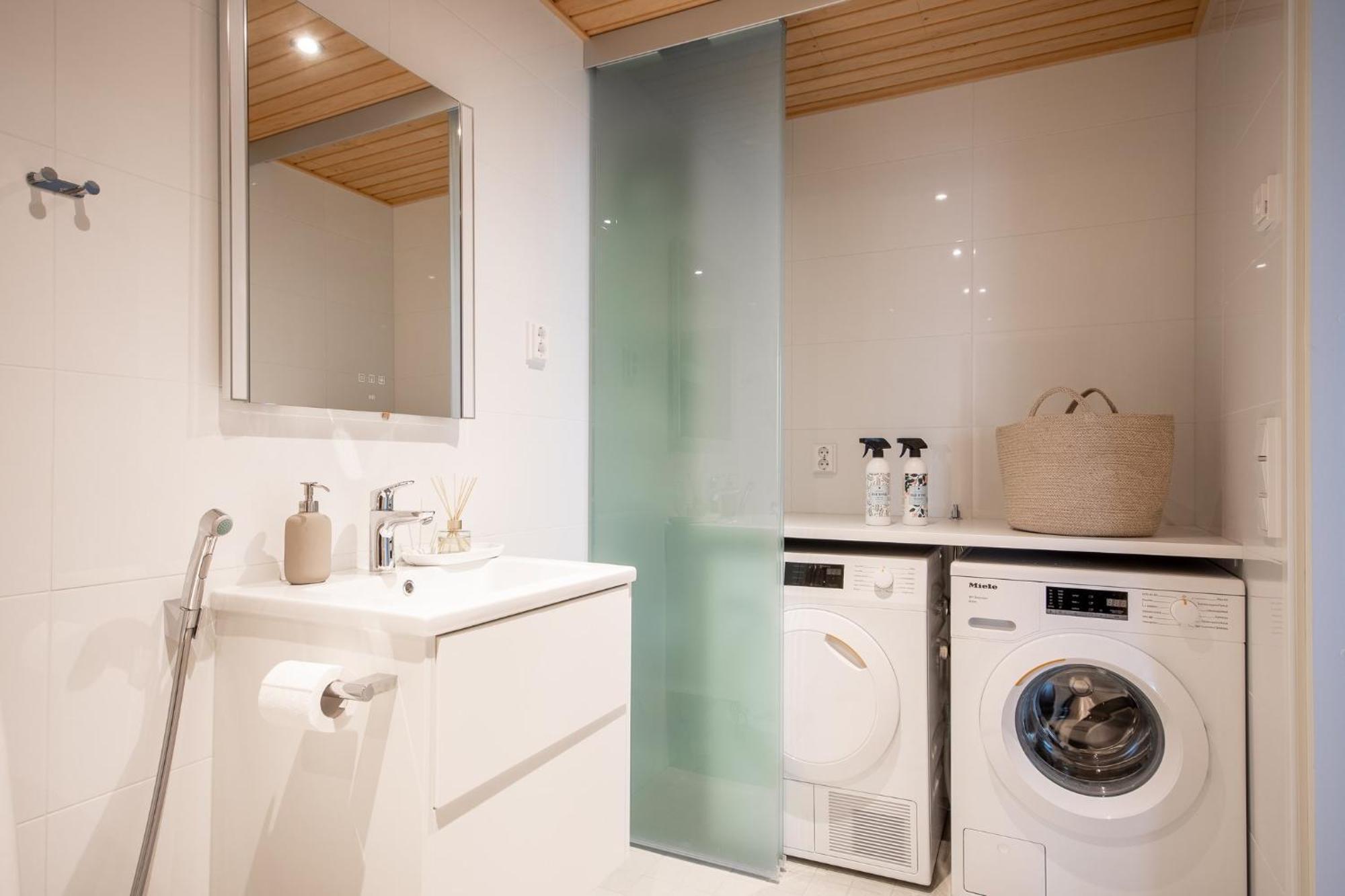 Luxury Penthouse With Stunning Sea Views & Private Sauna Helsinki Bagian luar foto